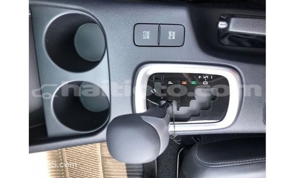 Acheter Import Voiture Toyota Hilux Autre à Import - Dubai, Artibonite Acheter Import Voiture Toyota Hilux Autre à Import - Dubai, Artibonite