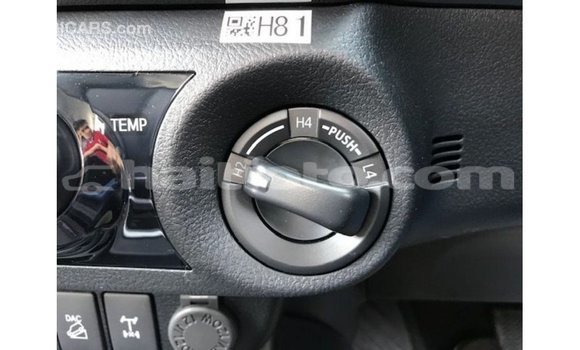 Acheter Import Voiture Toyota Hilux Autre à Import - Dubai, Artibonite Acheter Import Voiture Toyota Hilux Autre à Import - Dubai, Artibonite