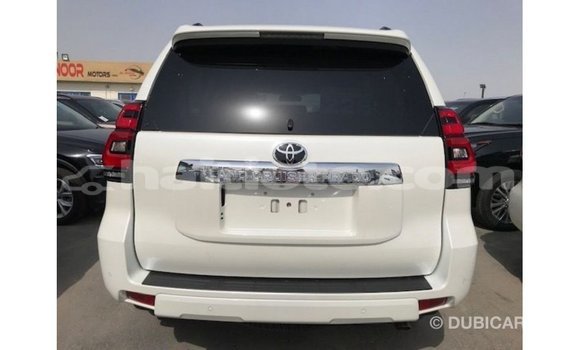 Acheter Import Voiture Toyota Prado Blanc à Import - Dubai, Artibonite Acheter Import Voiture Toyota Prado Blanc à Import - Dubai, Artibonite