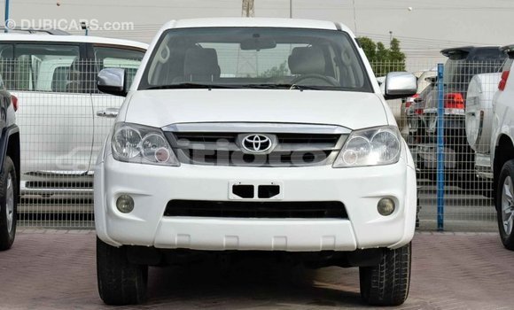 Acheter Import Voiture Toyota Fortuner Blanc à Import - Dubai, Artibonite Acheter Import Voiture Toyota Fortuner Blanc à Import - Dubai, Artibonite