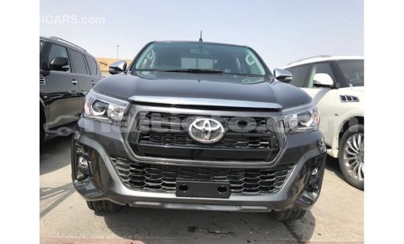Acheter Import Voiture Toyota Hilux Noir à Import - Dubai, Artibonite Acheter Import Voiture Toyota Hilux Noir à Import - Dubai, Artibonite