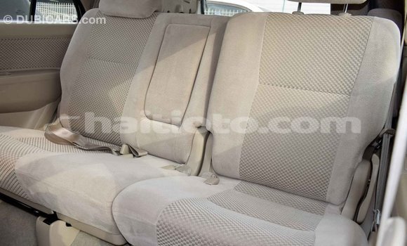 Acheter Import Voiture Toyota Fortuner Blanc à Import - Dubai, Artibonite Acheter Import Voiture Toyota Fortuner Blanc à Import - Dubai, Artibonite