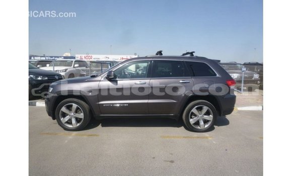 Acheter Import Voiture Jeep Grand Cherokee Autre à Import - Dubai, Artibonite Acheter Import Voiture Jeep Grand Cherokee Autre à Import - Dubai, Artibonite