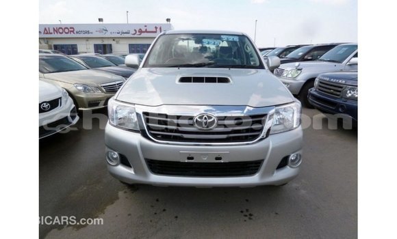 Acheter Import Voiture Toyota Hilux Autre à Import - Dubai, Artibonite Acheter Import Voiture Toyota Hilux Autre à Import - Dubai, Artibonite