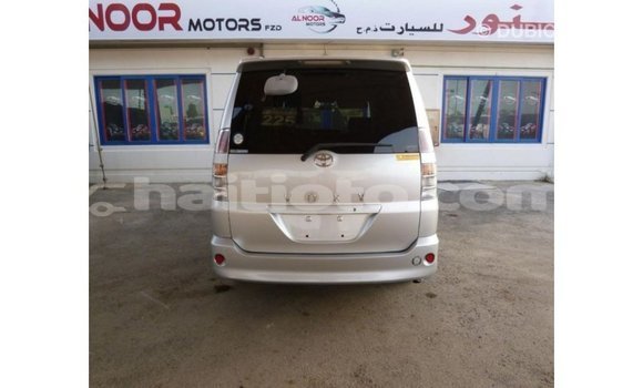 Acheter Import Voiture Toyota Voxy Autre à Import - Dubai, Artibonite Acheter Import Voiture Toyota Voxy Autre à Import - Dubai, Artibonite