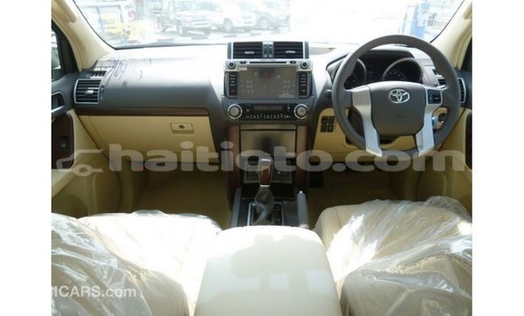 Acheter Import Voiture Toyota Prado Blanc à Import - Dubai, Artibonite Acheter Import Voiture Toyota Prado Blanc à Import - Dubai, Artibonite