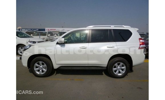 Acheter Import Voiture Toyota Prado Blanc à Import - Dubai, Artibonite Acheter Import Voiture Toyota Prado Blanc à Import - Dubai, Artibonite