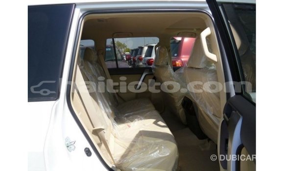 Acheter Import Voiture Toyota Prado Blanc à Import - Dubai, Artibonite Acheter Import Voiture Toyota Prado Blanc à Import - Dubai, Artibonite