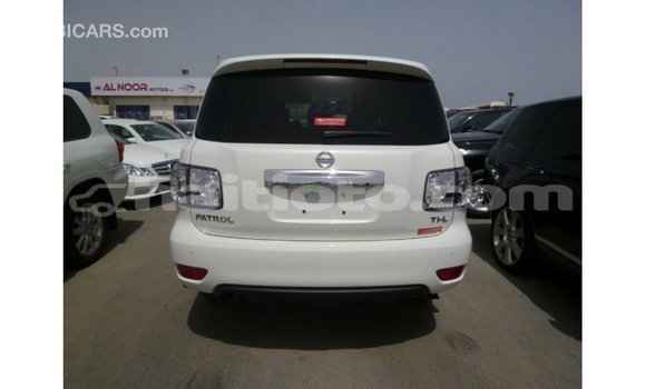Acheter Import Voiture Nissan Patrol Blanc à Import - Dubai, Artibonite Acheter Import Voiture Nissan Patrol Blanc à Import - Dubai, Artibonite