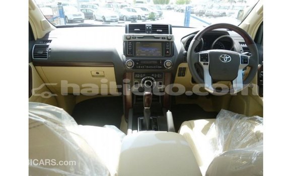 Acheter Import Voiture Toyota Prado Blanc à Import - Dubai, Artibonite Acheter Import Voiture Toyota Prado Blanc à Import - Dubai, Artibonite