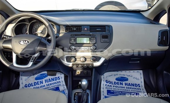 Acheter Import Voiture Kia Rio Blanc à Import - Dubai, Artibonite Acheter Import Voiture Kia Rio Blanc à Import - Dubai, Artibonite