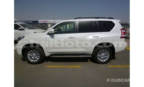 Acheter Import Voiture Toyota Prado Blanc à Import - Dubai, Artibonite Acheter Import Voiture Toyota Prado Blanc à Import - Dubai, Artibonite