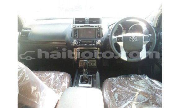 Acheter Import Voiture Toyota Prado Blanc à Import - Dubai, Artibonite Acheter Import Voiture Toyota Prado Blanc à Import - Dubai, Artibonite