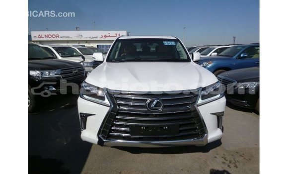 Acheter Import Voiture Lexus LX Blanc à Import - Dubai, Artibonite Acheter Import Voiture Lexus LX Blanc à Import - Dubai, Artibonite