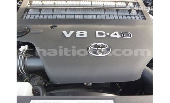 Acheter Import Voiture Toyota Land Cruiser Autre à Import - Dubai, Artibonite Acheter Import Voiture Toyota Land Cruiser Autre à Import - Dubai, Artibonite