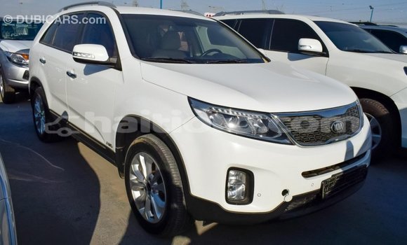 Acheter Import Voiture Kia Sorento Blanc à Import - Dubai, Artibonite Acheter Import Voiture Kia Sorento Blanc à Import - Dubai, Artibonite