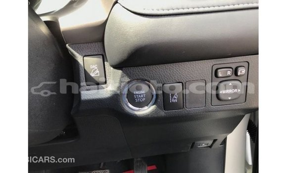 Acheter Import Voiture Toyota 4Runner Blanc à Import - Dubai, Artibonite Acheter Import Voiture Toyota 4Runner Blanc à Import - Dubai, Artibonite