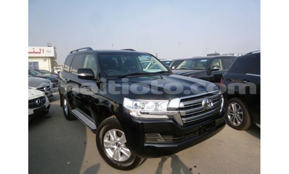 Acheter Import Voiture Toyota Land Cruiser Noir à Import - Dubai, Artibonite Acheter Import Voiture Toyota Land Cruiser Noir à Import - Dubai, Artibonite