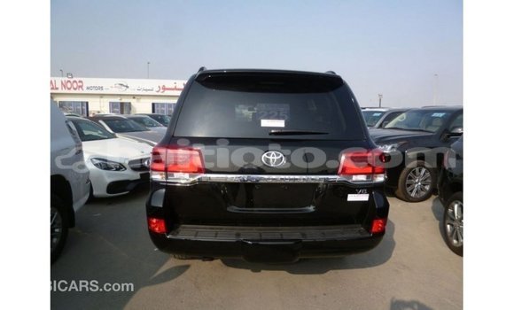 Acheter Import Voiture Toyota Land Cruiser Noir à Import - Dubai, Artibonite Acheter Import Voiture Toyota Land Cruiser Noir à Import - Dubai, Artibonite