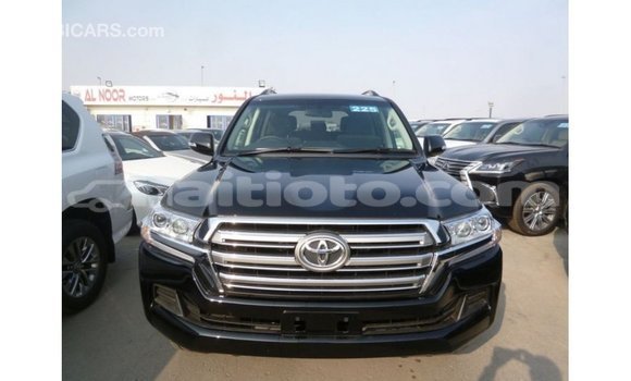 Acheter Import Voiture Toyota Land Cruiser Noir à Import - Dubai, Artibonite Acheter Import Voiture Toyota Land Cruiser Noir à Import - Dubai, Artibonite