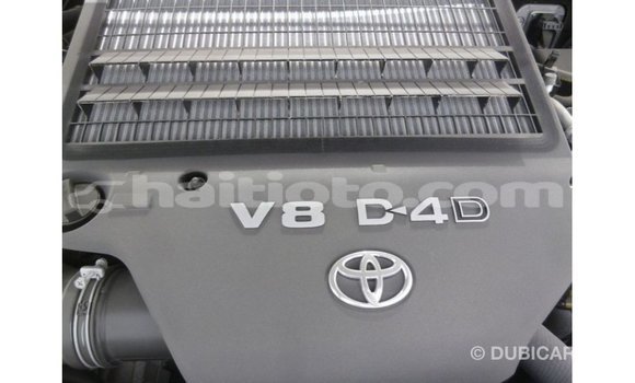 Acheter Import Voiture Toyota Land Cruiser Noir à Import - Dubai, Artibonite Acheter Import Voiture Toyota Land Cruiser Noir à Import - Dubai, Artibonite