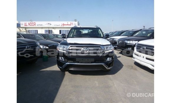 Acheter Import Voiture Toyota Land Cruiser Noir à Import - Dubai, Artibonite Acheter Import Voiture Toyota Land Cruiser Noir à Import - Dubai, Artibonite