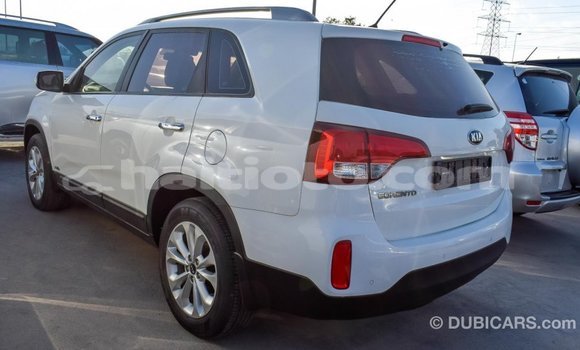 Acheter Import Voiture Kia Sorento Blanc à Import - Dubai, Artibonite Acheter Import Voiture Kia Sorento Blanc à Import - Dubai, Artibonite