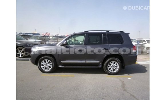 Acheter Import Voiture Toyota Land Cruiser Autre à Import - Dubai, Artibonite Acheter Import Voiture Toyota Land Cruiser Autre à Import - Dubai, Artibonite