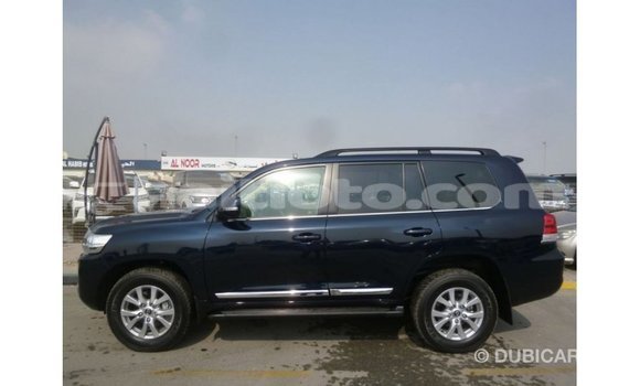 Acheter Import Voiture Toyota Land Cruiser Bleu à Import - Dubai, Artibonite Acheter Import Voiture Toyota Land Cruiser Bleu à Import - Dubai, Artibonite