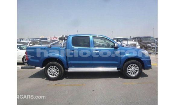 Acheter Import Voiture Toyota Hilux Bleu à Import - Dubai, Artibonite Acheter Import Voiture Toyota Hilux Bleu à Import - Dubai, Artibonite
