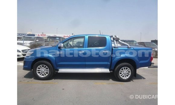 Acheter Import Voiture Toyota Hilux Bleu à Import - Dubai, Artibonite Acheter Import Voiture Toyota Hilux Bleu à Import - Dubai, Artibonite
