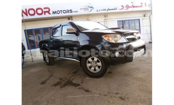 Acheter Import Voiture Toyota Hilux Noir à Import - Dubai, Artibonite Acheter Import Voiture Toyota Hilux Noir à Import - Dubai, Artibonite