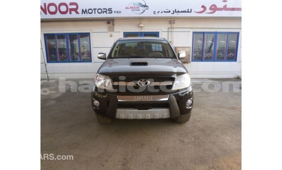 Acheter Import Voiture Toyota Hilux Noir à Import - Dubai, Artibonite Acheter Import Voiture Toyota Hilux Noir à Import - Dubai, Artibonite