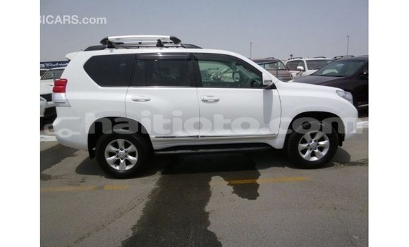 Acheter Import Voiture Toyota Prado Blanc à Import - Dubai, Artibonite Acheter Import Voiture Toyota Prado Blanc à Import - Dubai, Artibonite