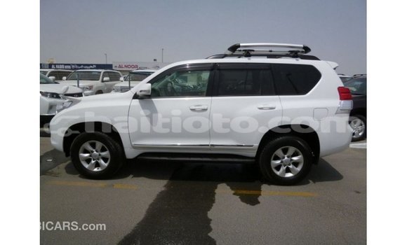 Acheter Import Voiture Toyota Prado Blanc à Import - Dubai, Artibonite Acheter Import Voiture Toyota Prado Blanc à Import - Dubai, Artibonite