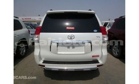 Acheter Import Voiture Toyota Prado Blanc à Import - Dubai, Artibonite Acheter Import Voiture Toyota Prado Blanc à Import - Dubai, Artibonite
