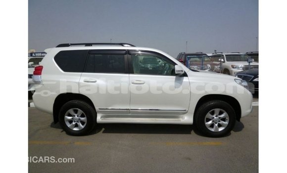 Acheter Import Voiture Toyota Prado Blanc à Import - Dubai, Artibonite Acheter Import Voiture Toyota Prado Blanc à Import - Dubai, Artibonite