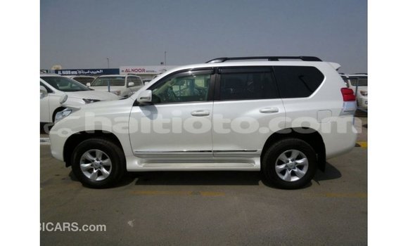 Acheter Import Voiture Toyota Prado Blanc à Import - Dubai, Artibonite Acheter Import Voiture Toyota Prado Blanc à Import - Dubai, Artibonite