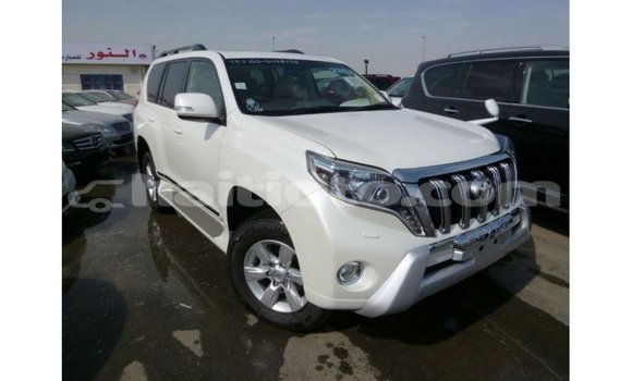 Acheter Import Voiture Toyota Prado Blanc à Import - Dubai, Artibonite Acheter Import Voiture Toyota Prado Blanc à Import - Dubai, Artibonite