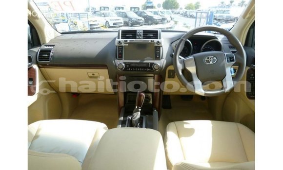 Acheter Import Voiture Toyota Prado Blanc à Import - Dubai, Artibonite Acheter Import Voiture Toyota Prado Blanc à Import - Dubai, Artibonite