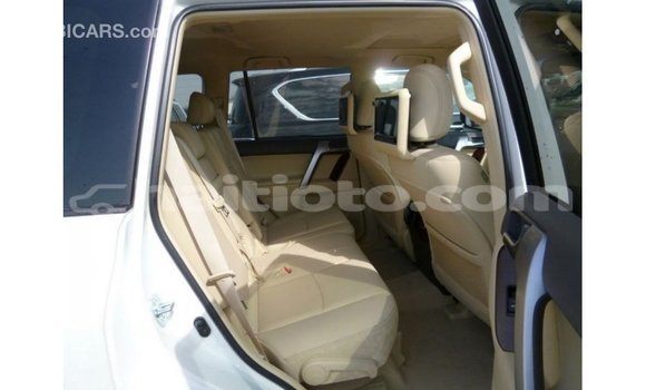 Acheter Import Voiture Toyota Prado Blanc à Import - Dubai, Artibonite Acheter Import Voiture Toyota Prado Blanc à Import - Dubai, Artibonite