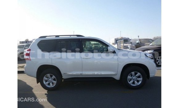 Acheter Import Voiture Toyota Prado Blanc à Import - Dubai, Artibonite Acheter Import Voiture Toyota Prado Blanc à Import - Dubai, Artibonite