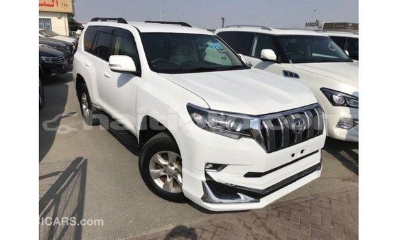 Acheter Import Voiture Toyota Prado Blanc à Import - Dubai, Artibonite Acheter Import Voiture Toyota Prado Blanc à Import - Dubai, Artibonite