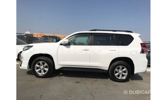 Acheter Import Voiture Toyota Prado Blanc à Import - Dubai, Artibonite Acheter Import Voiture Toyota Prado Blanc à Import - Dubai, Artibonite