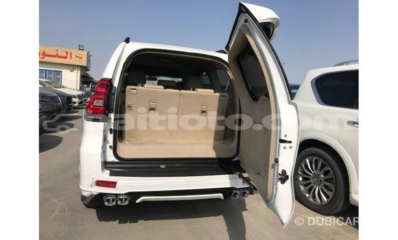 Acheter Import Voiture Toyota Prado Blanc à Import - Dubai, Artibonite Acheter Import Voiture Toyota Prado Blanc à Import - Dubai, Artibonite