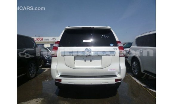 Acheter Import Voiture Toyota Prado Blanc à Import - Dubai, Artibonite Acheter Import Voiture Toyota Prado Blanc à Import - Dubai, Artibonite