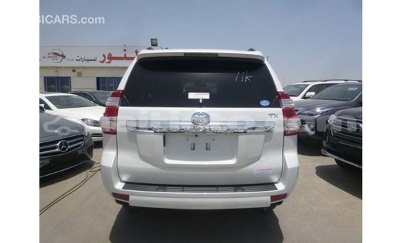 Acheter Import Voiture Toyota Prado Blanc à Import - Dubai, Artibonite Acheter Import Voiture Toyota Prado Blanc à Import - Dubai, Artibonite