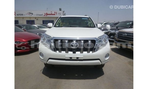 Acheter Import Voiture Toyota Prado Blanc à Import - Dubai, Artibonite Acheter Import Voiture Toyota Prado Blanc à Import - Dubai, Artibonite