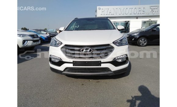 Acheter Import Voiture Hyundai Santa Fe Blanc à Import - Dubai, Artibonite Acheter Import Voiture Hyundai Santa Fe Blanc à Import - Dubai, Artibonite