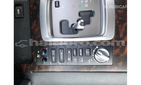 Acheter Import Voiture Toyota Land Cruiser Blanc à Import - Dubai, Artibonite Acheter Import Voiture Toyota Land Cruiser Blanc à Import - Dubai, Artibonite